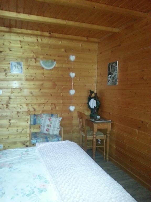 B&B Chalet L'Epinette Gérardmer Habitación foto
